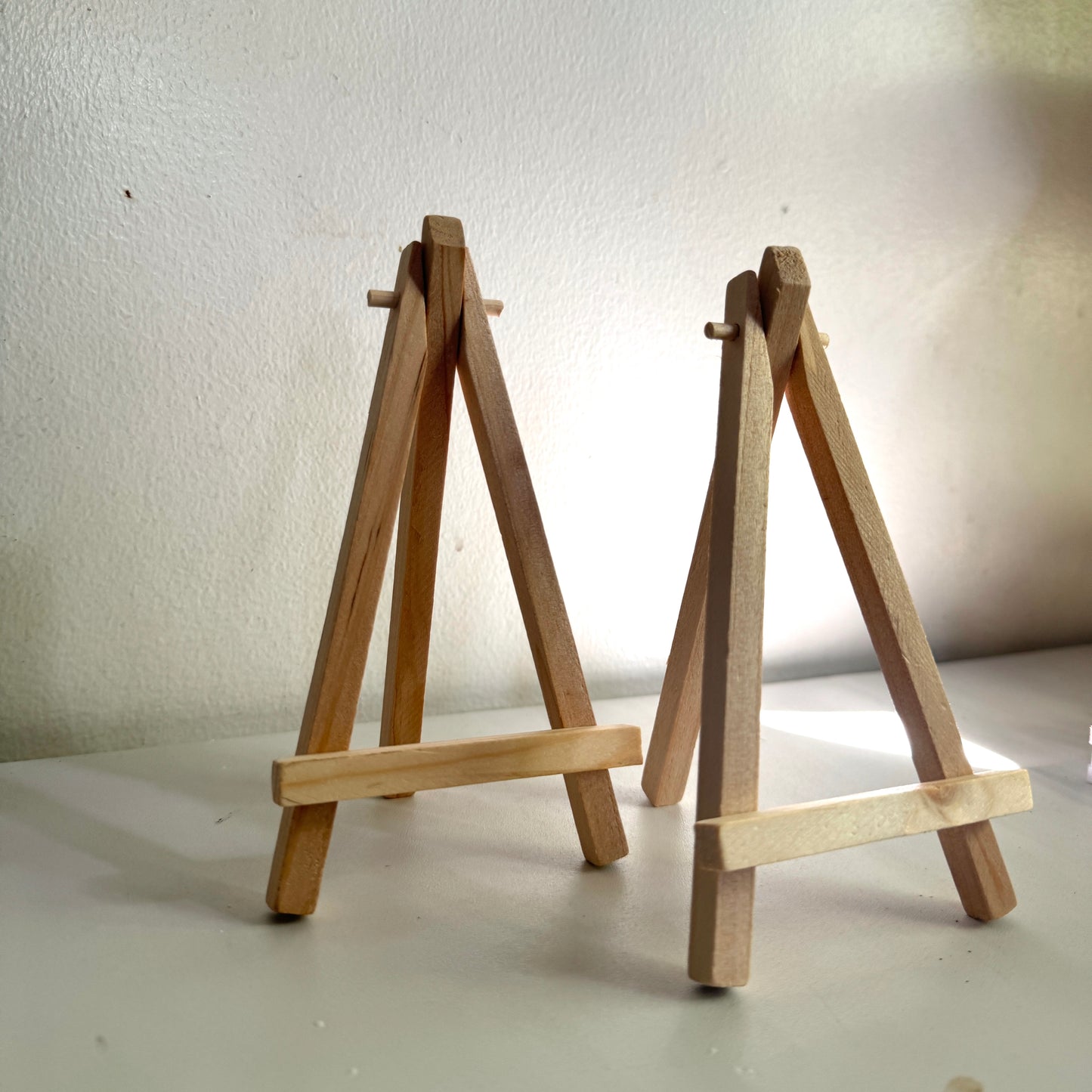 Wooden Easel Stand