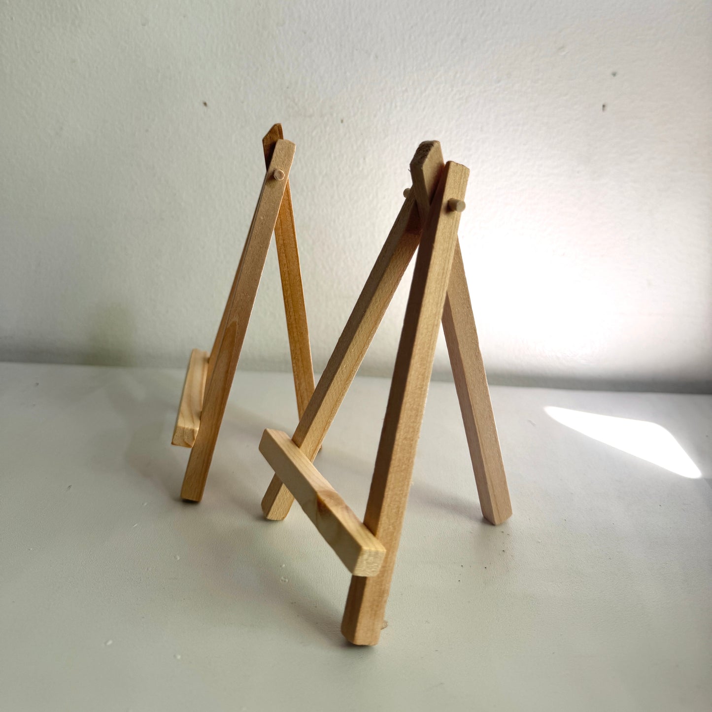 Wooden Easel Stand